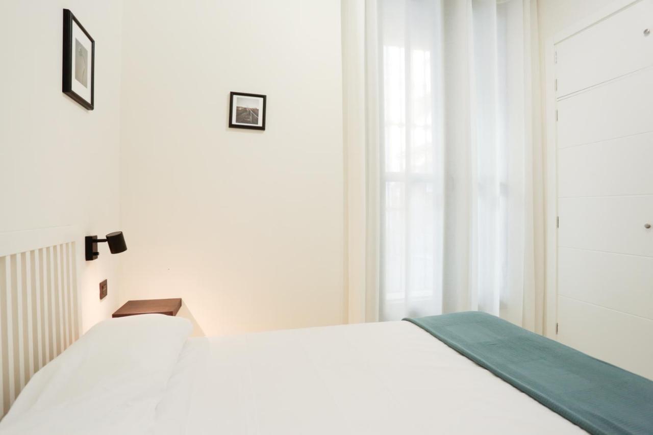 Monkeys Apartments Cervantes Sevilha Exterior foto