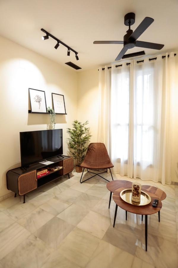 Monkeys Apartments Cervantes Sevilha Exterior foto